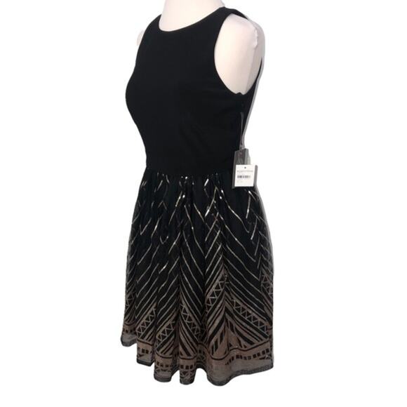 Vince Camuto Sequin Fit & Flare Cocktail Dress 4 NWT - Picture 7 of 13